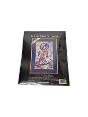 Dimensions Gold Collection Cherry Blossom Beauty Needlepoint Kit 2452 VTG 1997